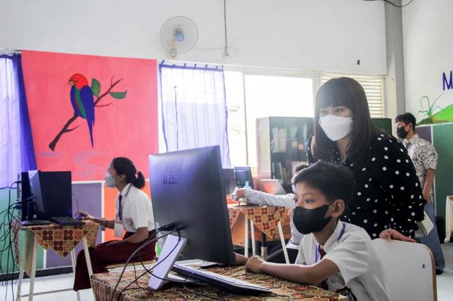 Tinjau Hari Pertama ANBK, Komisi D DPRD Surabaya: Perlu Upgrade Komputer dan Internet Sekolah