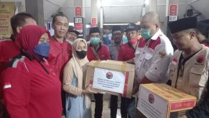 PDIP Surabaya Lakukan Baksos Kesehatan di Desa Terdampak Erupsi Semer