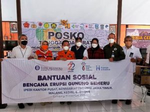 Bank Indonesia bersama BMPD Provinsi Jawa Berikan Bantuan Kepada Korban Bencana Erupsi Gunung Semeru