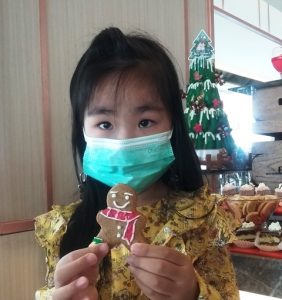 Sparkling Christmas Brunch HARRIS Hotel Bundaran Satelit Sajikan Turkey