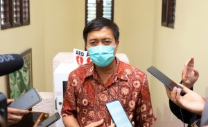 Tingkatkan Keamanan dan Kenyamanan Masyarakat di Jelang Nataru, Dishub Surabaya Periksa Kelaikan Bus