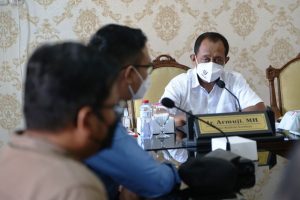 Peringati Hari Anti Korupsi, Wawali Armuji Edukasi Masyarakat dengan Layanan Digital