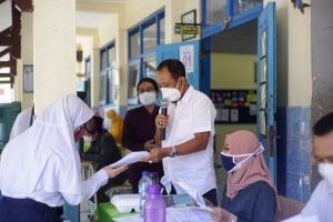 Seragam Sekolah Gratis bagi Siswa MBR di Distribusikan Bulan Ini