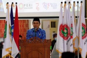 Di Momen Puncak Hari Guru, Ini Pesan dan Harapan Bupati Zairullah