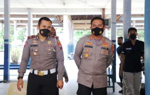 Pastikan Kelayakan Angkutan Bus di Jelang Nataru, Polres Kediri Lakukan Pengecekan di Terminal Pare