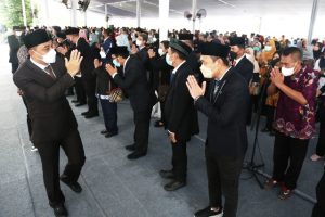 Di Penghujung Tahun 2021, Wali Kota Eri Gelar Pelantikan Massal