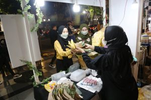 Omzet Capai Rp 2 Juta perhari, Pedagang Tunjungan Romansa Sampaikan Terima Kasih pada Wali Kota Eri