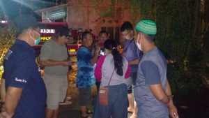 Mabuk Minuman, Suami Aniaya Istri hingga Bakar Atap Rumah