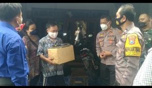 Gelar Giat Humanis, Polsek Mojoroto Kediri Beri Bantuan dan Perawatan ODGJ
