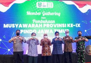 Bangkitkan Ekonomi Jatim, Gubernur Khofifah Ajak APINDO Jatim Perkuat Sektor Pertanian, Perkebunan, dan Peternakan