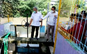 Sidak di Kawasan Surabaya Pusat, Wali Kota Eri Temukan Saluran Belum Terkoneksi