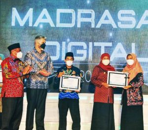 Gubernur Khofifah Ajak Jajaran Kemenag Jatim Lakukan Percepatan Transformasi Digital