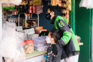 Riset LD FEB UI: Kontribusi Ekosistem Gojek Pada PDRB Surabaya Diperkirakan Capai Rp 18 Triliun