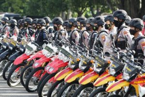 Tegakkan Kembali Protokol Kesehatan di Masyarakat, Gubernur Khofifah Pimpin Langsung Apel Pamor Keris