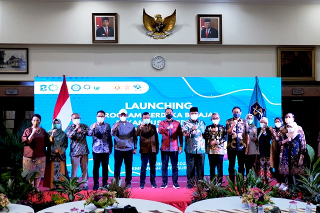 Gandeng Perguruan Tinggi, Pemkot Surabaya Launching Program Merdeka Belajar di Kampus Merdeka