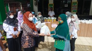 Stabilkan Harga Minyak Goreng dan Gula, DKUMP2 Tanbu Gelar Pasar Murah