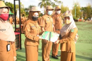 Pemkab Tanbu Serahkan SK ke 135 CPNS 2019 