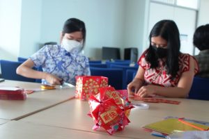 Luminous, Kolaborasi FHIK UK Petra Sambut Imlek 2022