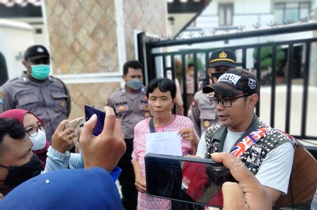 Desak Kejari Kabupaten Kediri Usut Dugaan Korupsi di SMK Canda Bhirawa, LPMK Gelar Aksi Damai