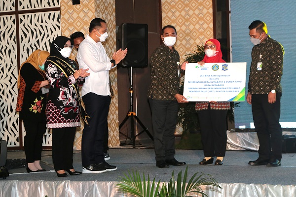 Selain BPJS Kesehatan, Kini 4.055 Bunda Paud se Surabaya Dapat BPJS Ketenagakerjaan