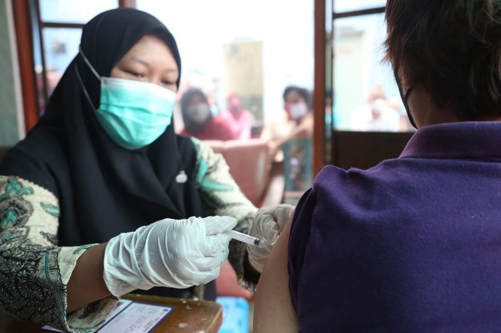 Segera Terima 600 Vial Moderna, Pemkot Surabaya Pastikan Stok Vaksin Booster Aman