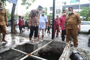 Atasi Genangan di Tengah Kota, Pemkot Surabaya Siapkan Saluran Menuju Kalimas
