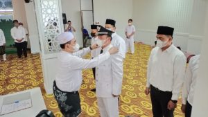 Tambah 1 Desa Persiapan di Kecamatan Simpang Empat, Bupati Tanbu Lantik Pj. Kepala Desa