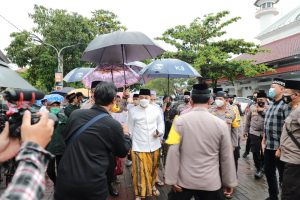 Hadiri Haul Sunan Ampel, Wali Kota Eri Cahyadi Teringat Ajaran “Molimo”
