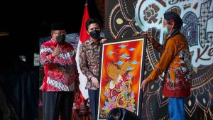 Wagub Emil Harapkan Batik Jadi Sektor Ekonomi Yang Mensejahterakan