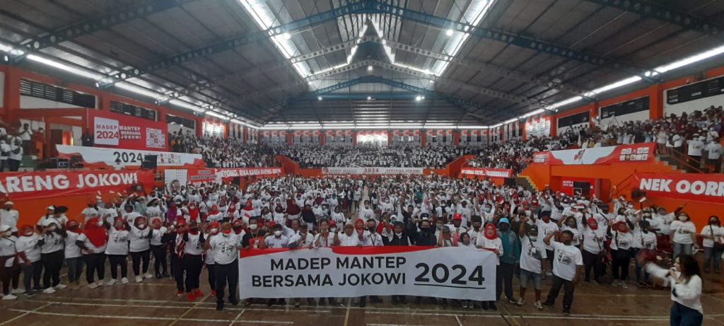 Kerja Nyata Untuk Rakyat, Relawan Banyumas Satu Komando ‘Madep Mantep 2024 Bersama Jokowi’
