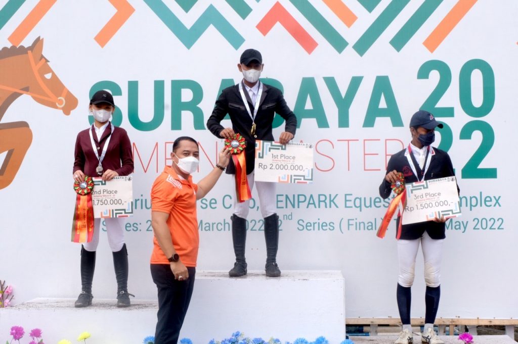 Lewat Surabaya Jumping Master 2022, Wali Kota Eri Cahyadi Optimis Ciptakan Atlet Berkuda Berprestasi
