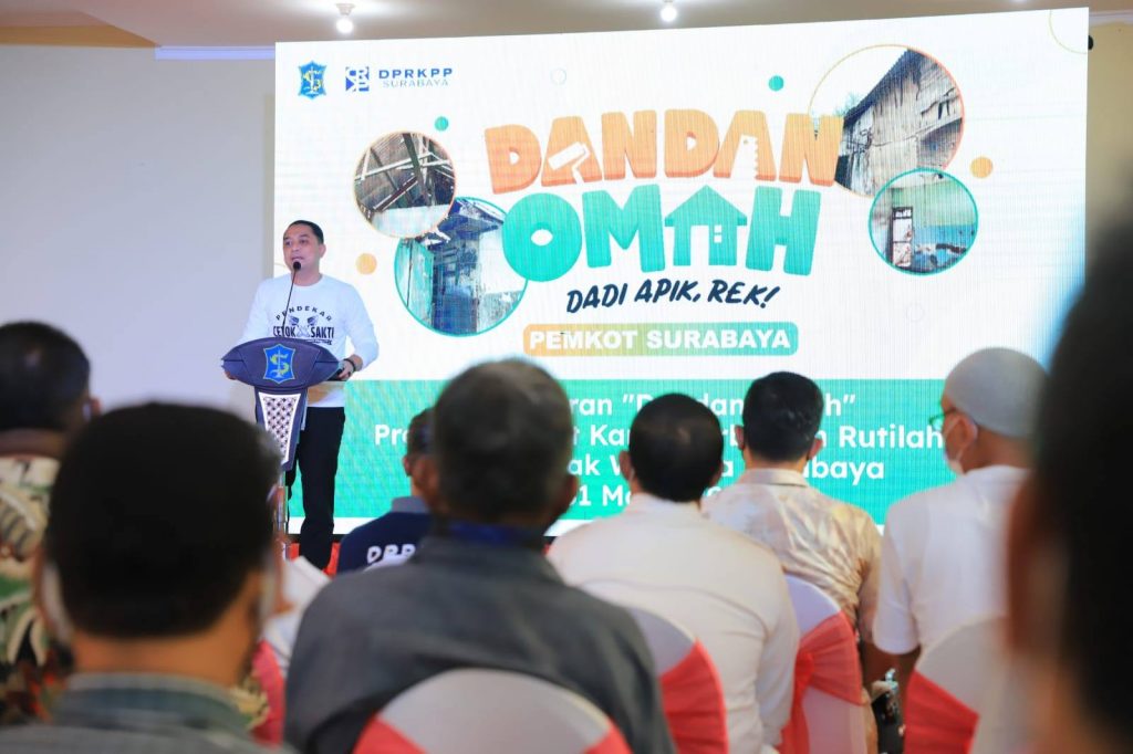 Wali Kota Eri Cahyadi Luncurkan ‘Dandan Omah’ Program Padat Karya Tahun 2022  