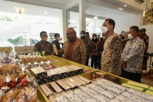 Pertumbuhan Ekonomi Surabaya Lampaui Nasional, Wali Kota Eri Cahyadi: Lompatan di Tahun 2021 Signifikan