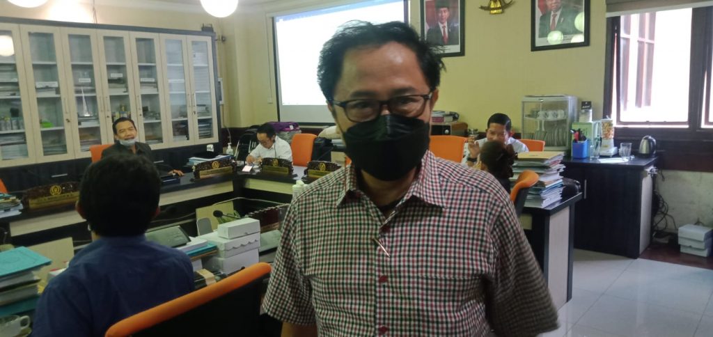 DPRD Surabaya Desak PT. Inti Land Tinggikan Tanggul Graha Family dan Ganti Kerugian Warga Karangan