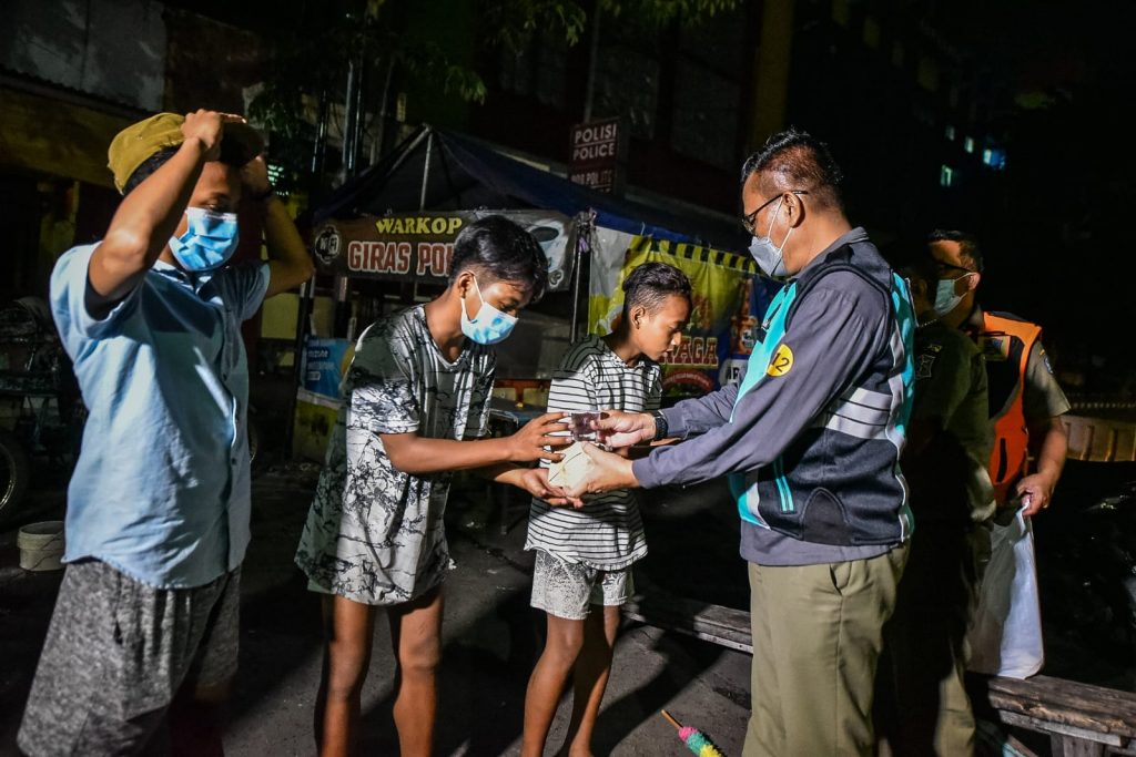 Gelar Patroli Pengawasan Ramadan, Pemkot Surabaya Lakukan Pendekatan dan Edukasi pada Remaja