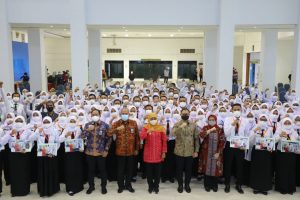 Gubernur Khofifah Pesankan ASN Harus Miliki Loyalitas Tunggal Tegak Lurus  kepada NKRI dan Berprinsip Melayani