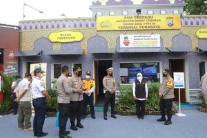 Gubernur Khofifah Dampingi Kapolri Tinjau Kesiapan Mudik Lebaran di Purabaya