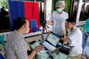 Jemput Bola, Pemkot Surabaya Terjunkan 4 Armada Roda 3 untuk Pelayanan Perekaman KTP-el