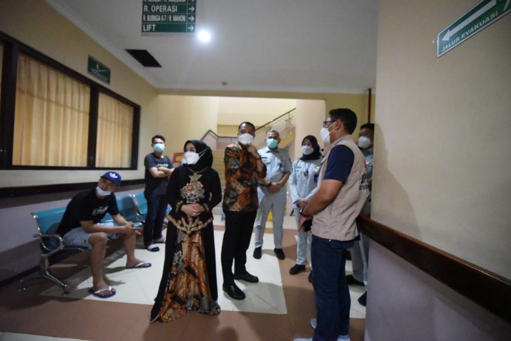 Wali Kota Eri Cahyadi Siagakan Personel BPBD di RS Korban Laka Lantas Tol Sumo