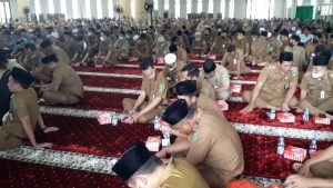Hari Pertama Pasca Libur Lebaran, Bupati Zairulllah Gelar Acara Halal Bil Halal dengan Jajaran