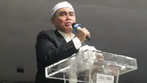 Hilangkan Budaya Potong Kepala Hewan di Pesta Pantai Pagatan, Bupati Zairullah: Diganti Kegiatan Keagamaan