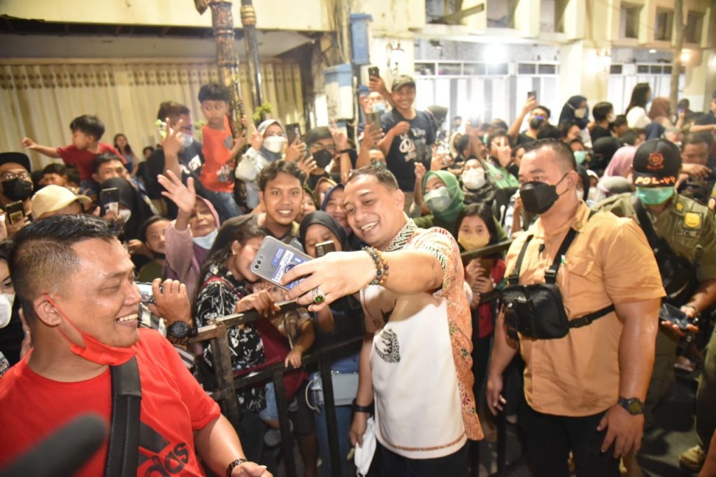 Warga Sangat Antusias di Surabaya Vaganza, Wali Kota Eri Cahyadi: Ini Wujud Kebangkitan Ekonomi!