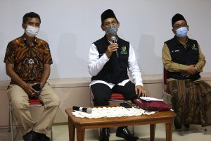 Kado Baznas di Hari Jadi Kota Surabaya, Berikan 729 Kursi Roda hingga Tebus 300 Ijazah