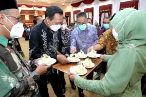 Gubernur Khofifah: Momentum Halalbihalal Perkuat Sinergi dan Koordinasi dalam Proses Pembangunan Jatim