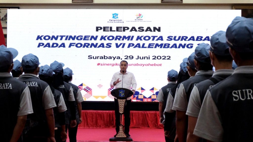 Targetkan Boyong Medali Emas, Wali Kota Eri Cahyadi Berangkatkan 146 Atlet ke Fornas VI di Kota Palembang