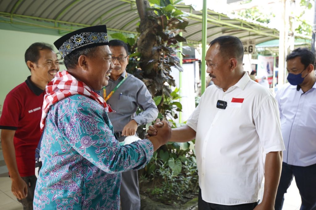 Wakil Wali Kota Armuji Menyapa Jemaah Haji Asal Surabaya yang Akan Berangkat