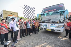 Lepas 545 CJH Asal Surabaya, Wali Kota Eri Cahyadi: Saya Menitip Doa untuk Kota Ini