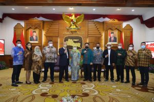 Gubernur Khofifah – Dubes Indonesia Untuk Rumania Dan Republik Moldova Bahas Ragam Kerjasama Potensial Dikembangkan di Jatim