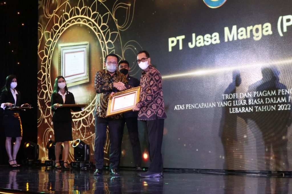 Jasa Marga Raih Penghargaan Penyelenggaraan Angkutan Lebaran Tahun 2022 Kementerian Perhubungan  