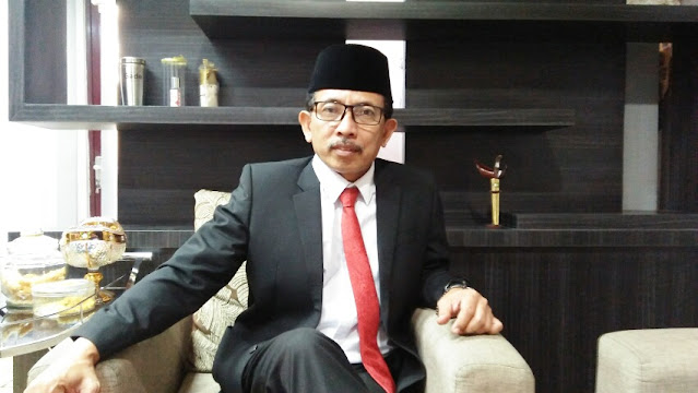 Pimpinan DPRD Surabaya Dorong Sinergitas Pemkot dan Pemprov Bantu Siswa SMA/SMK Sederajat dari Warga MBR